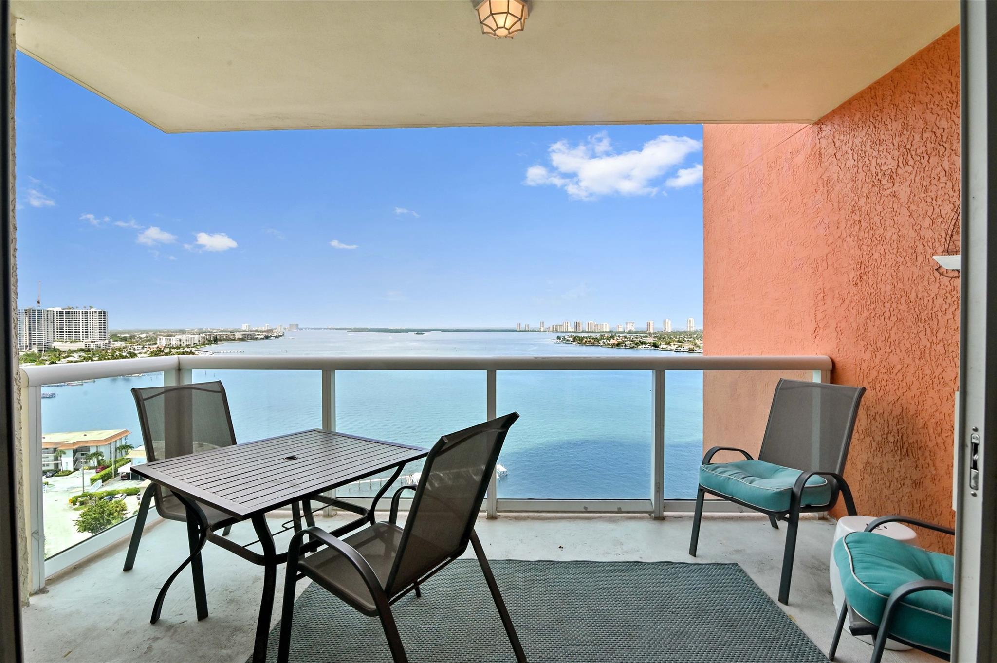 2650 Lake Shore Dr 1704