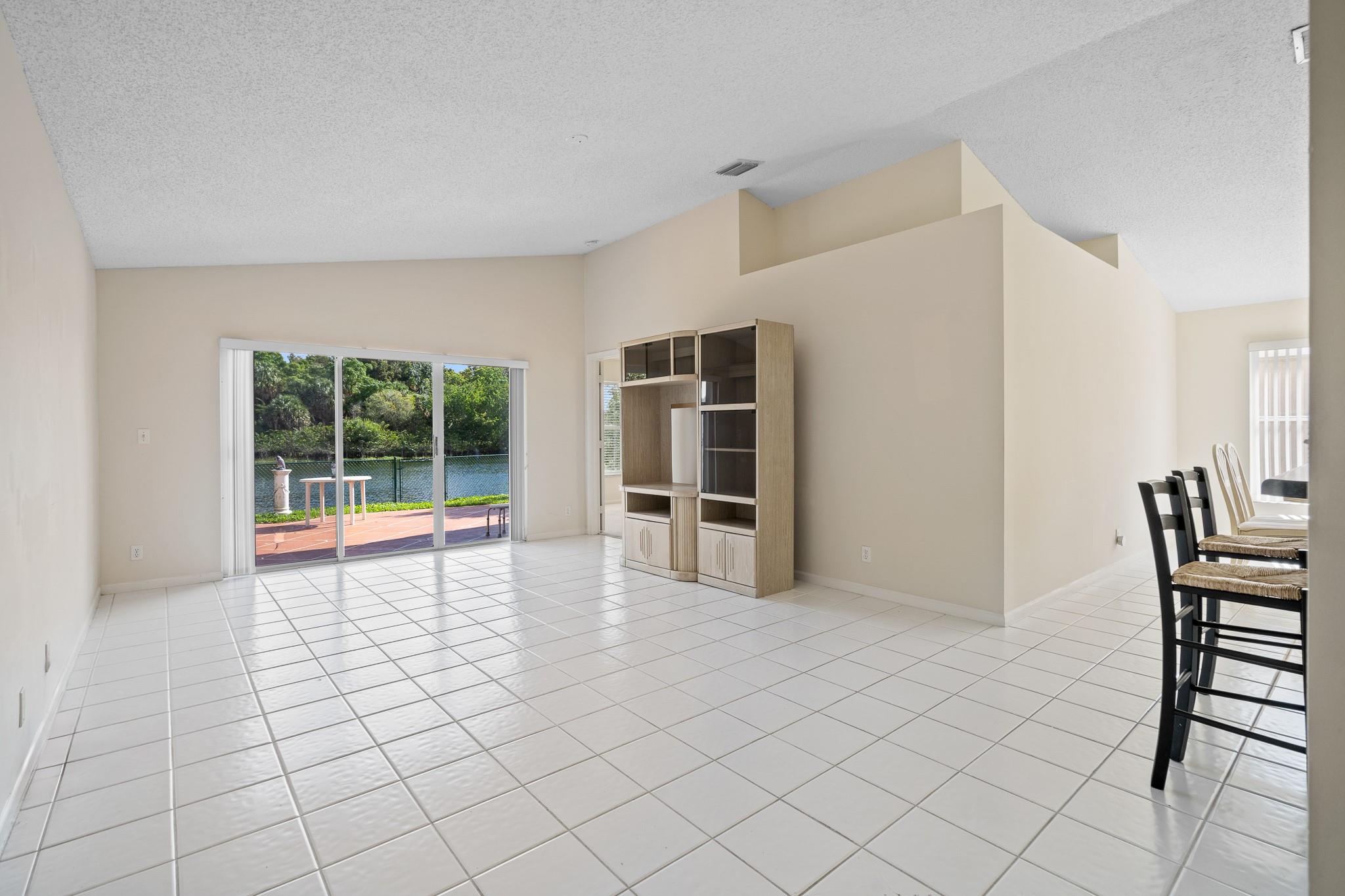 1963 SW 173rd Ave