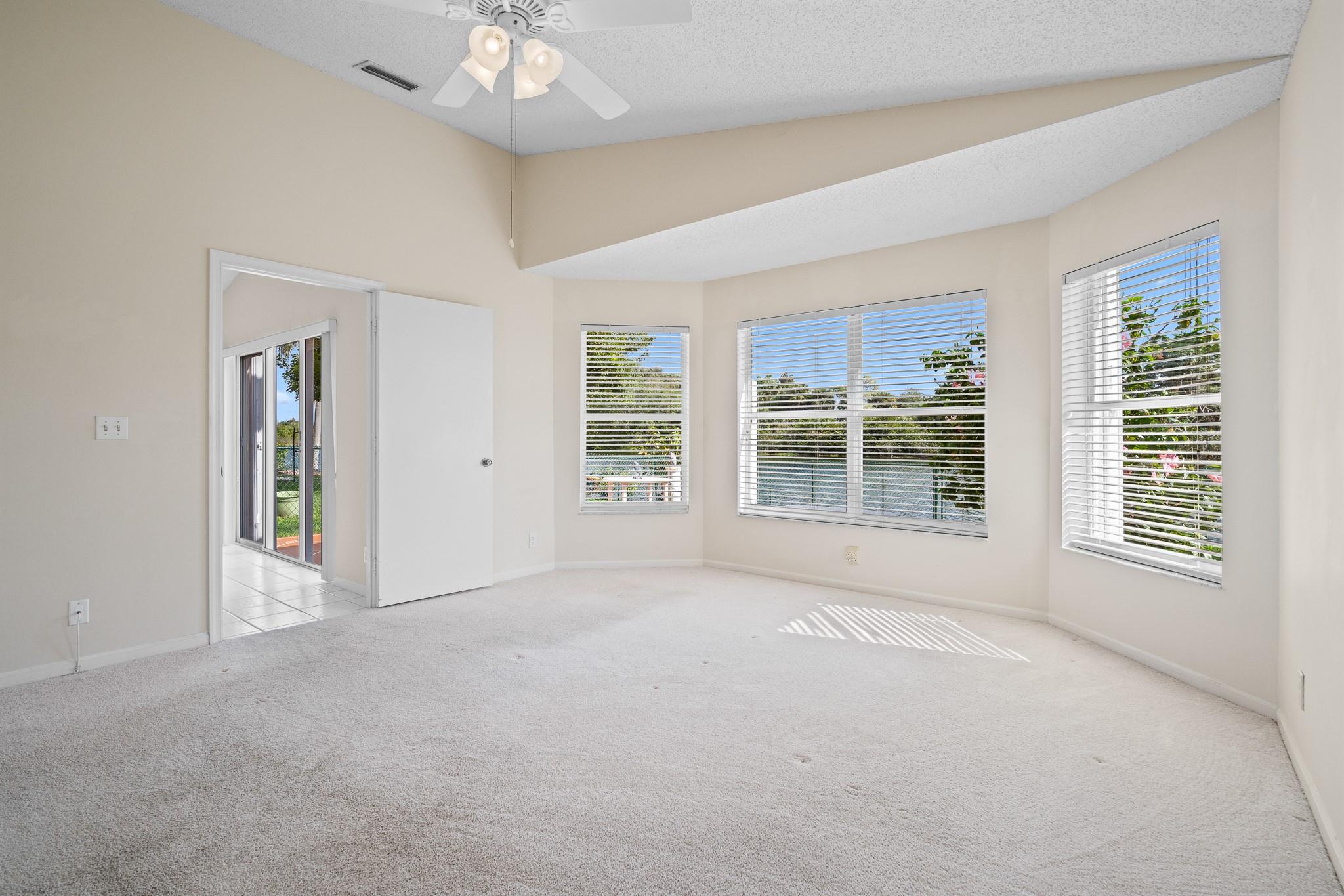 1963 SW 173rd Ave