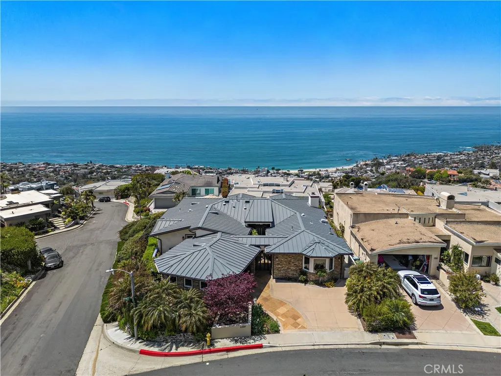 1305 Bounty Way
