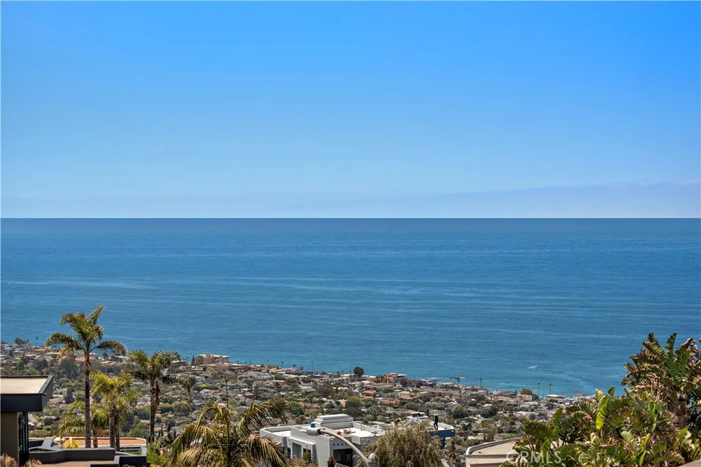1305 Bounty Way