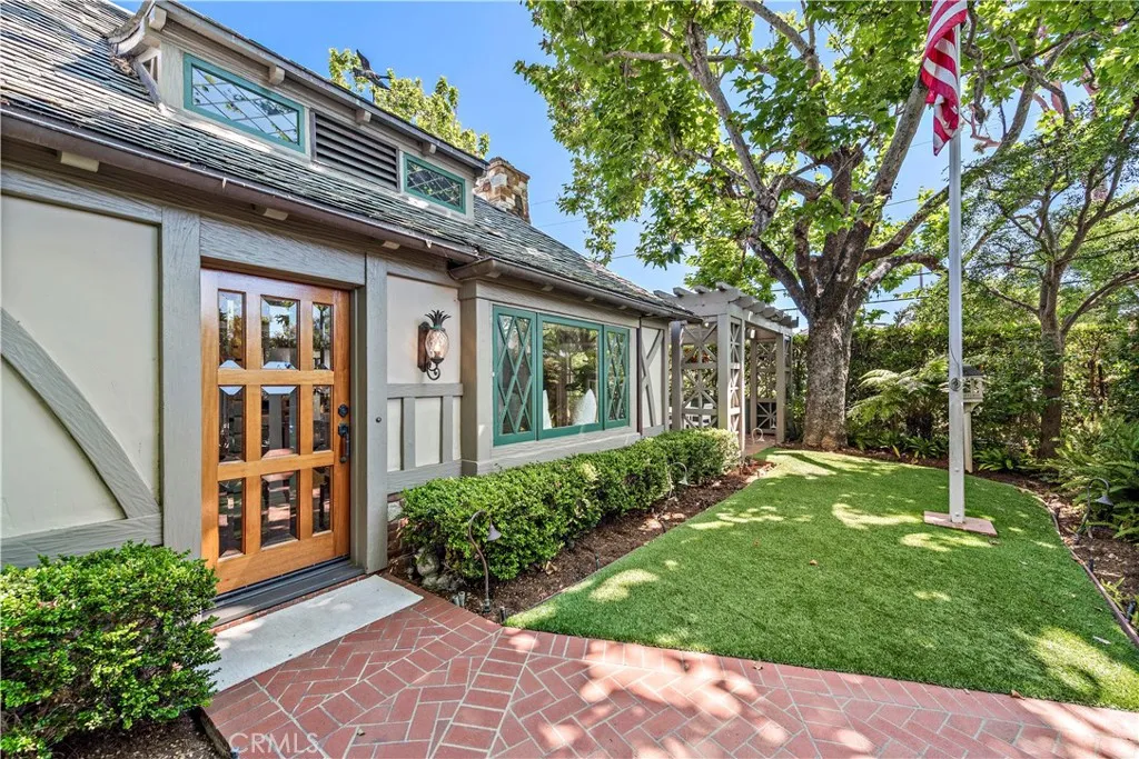 371 El Camino Del Mar
