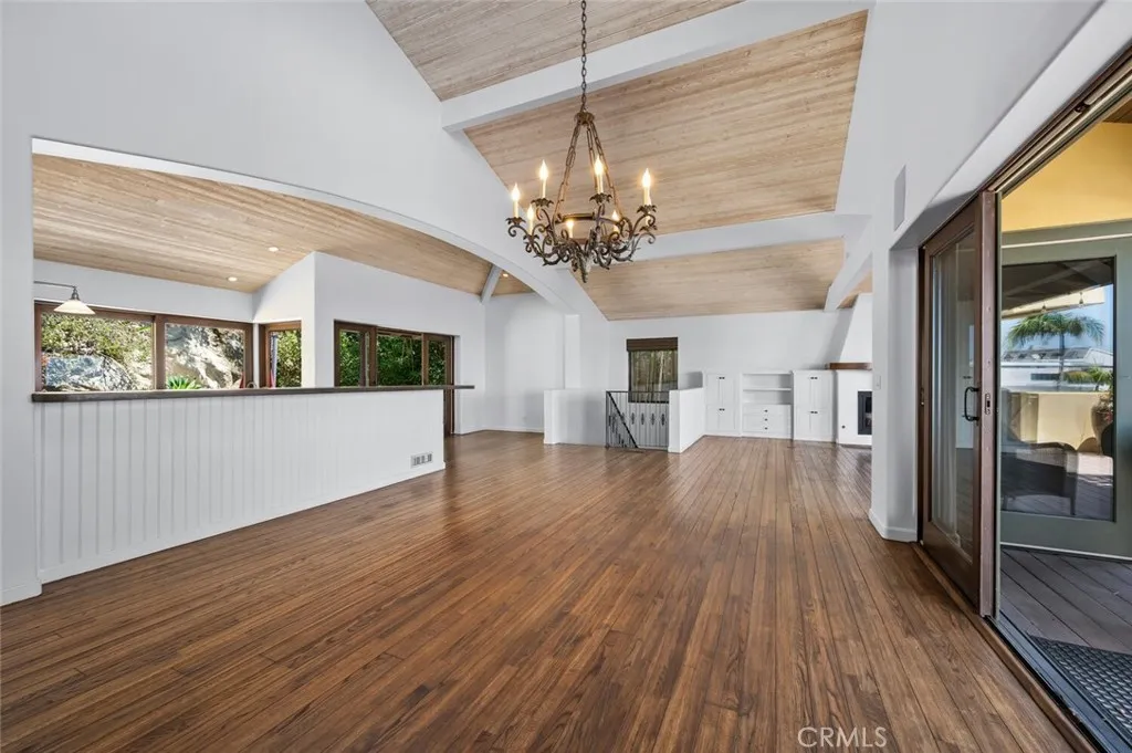1020 Skyline Drive