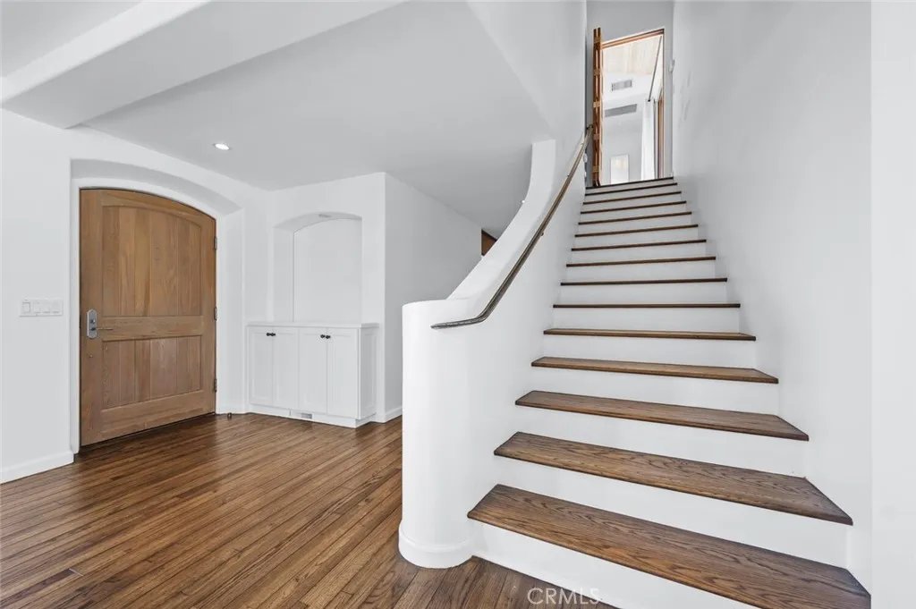 1020 Skyline Drive