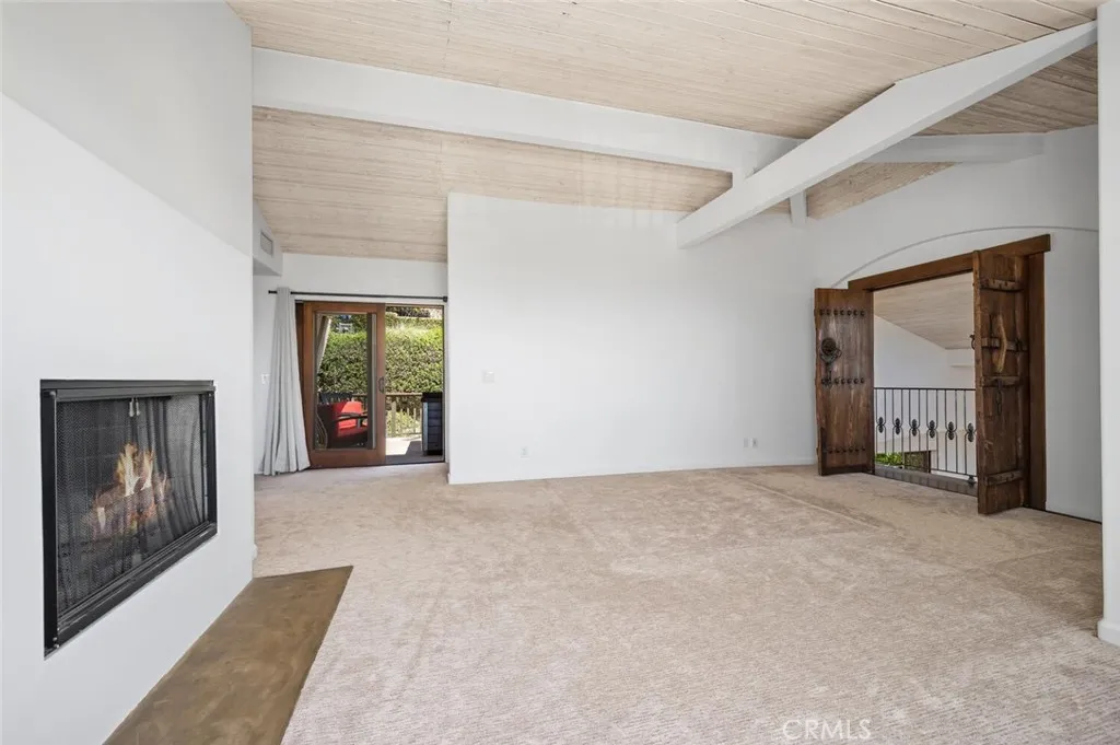 1020 Skyline Drive