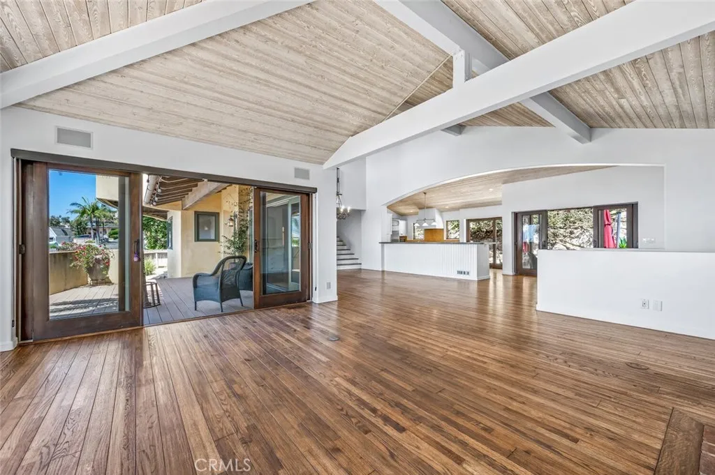 1020 Skyline Drive