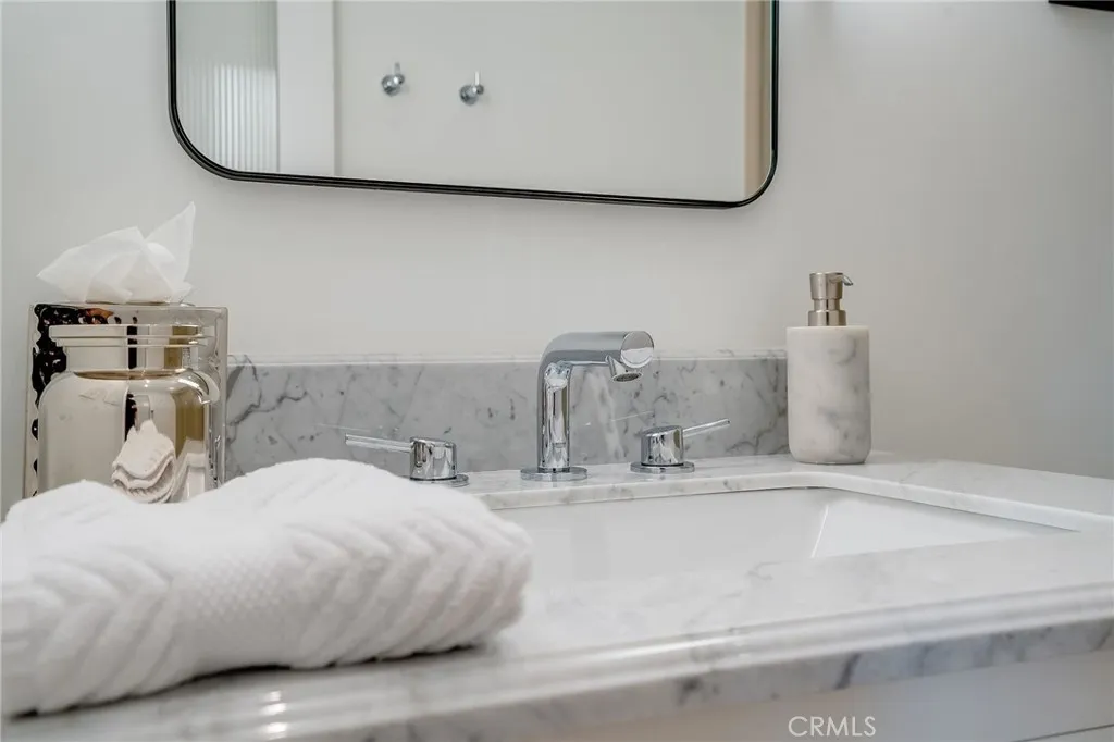 21712 Wesley Drive Unit 7