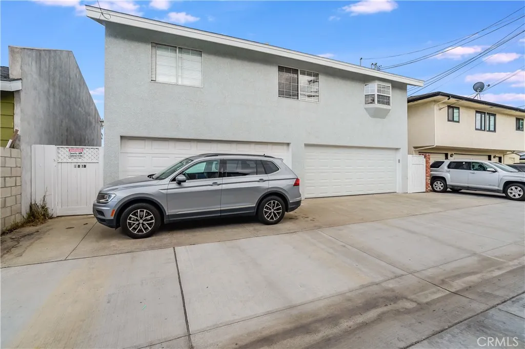 181 Costa Mesa Street