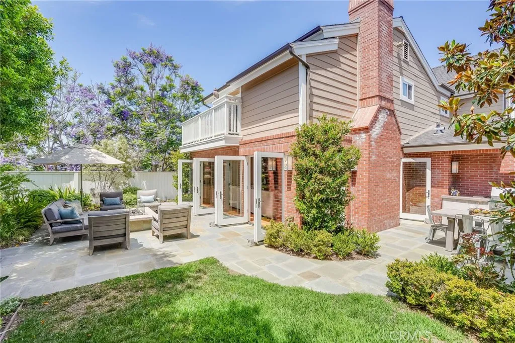 533 Brooks Street