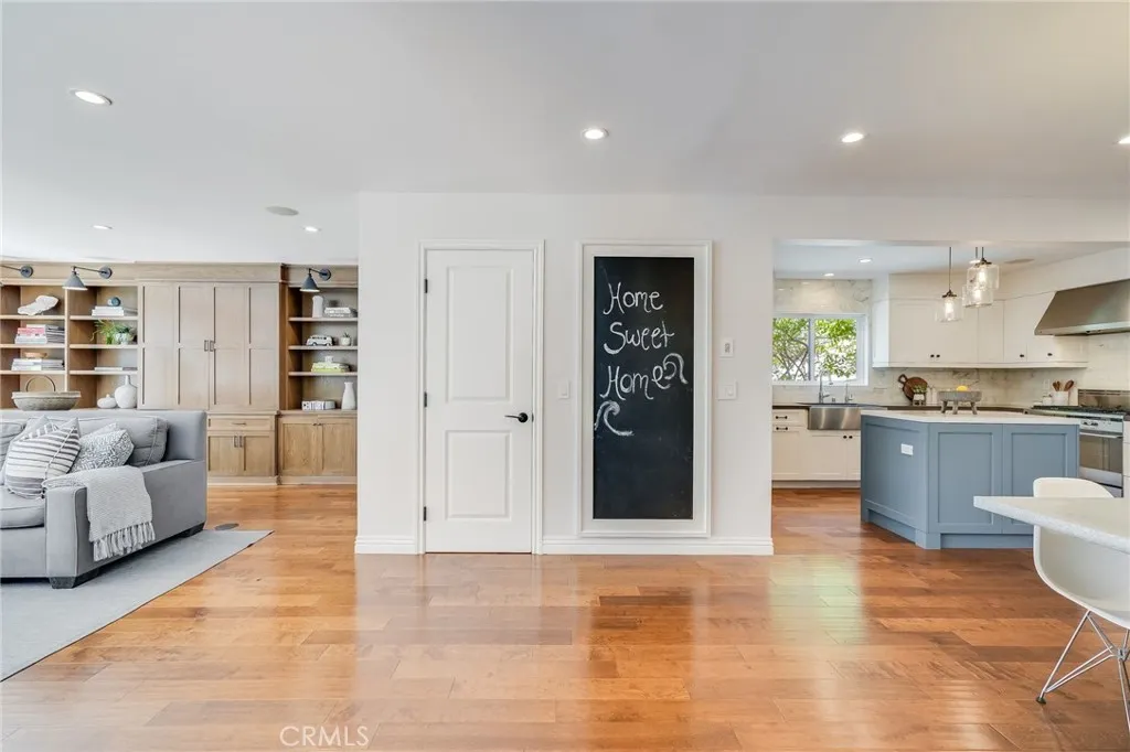 533 Brooks Street