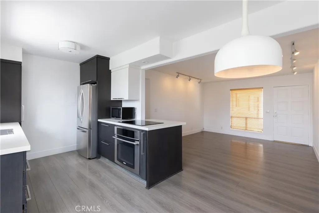 2175 S Coast Highway Unit 8