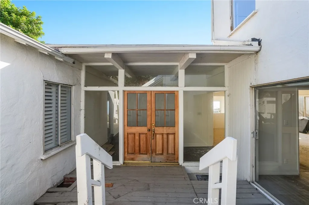 750 Coast View Drive