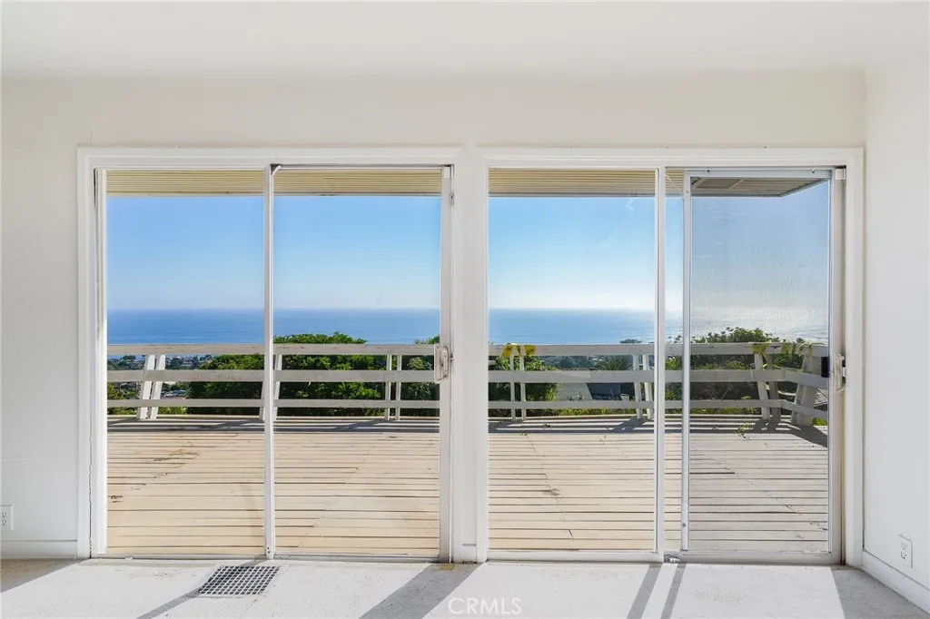 750 Coast View Drive