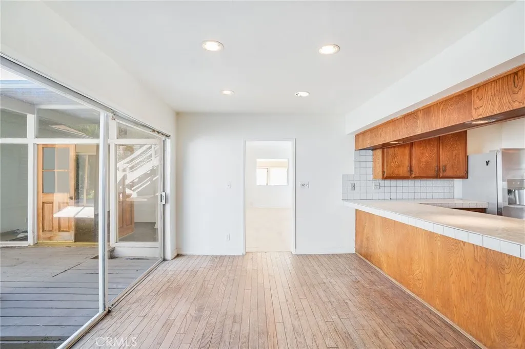 750 Coast View Drive