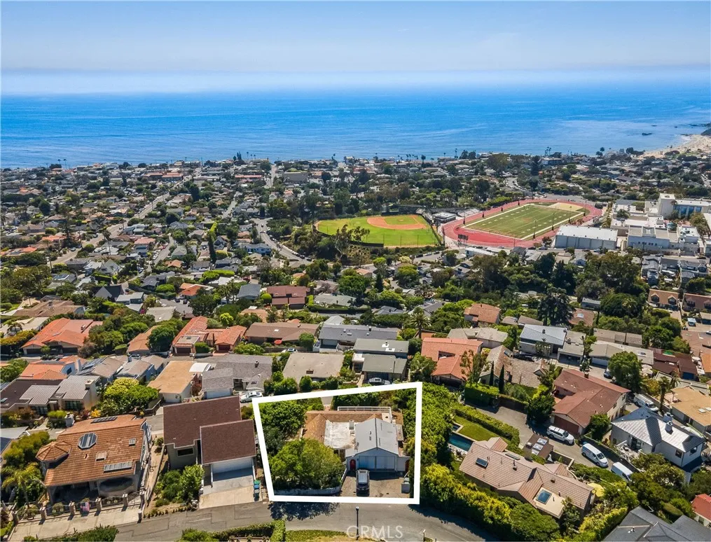 750 Coast View Drive