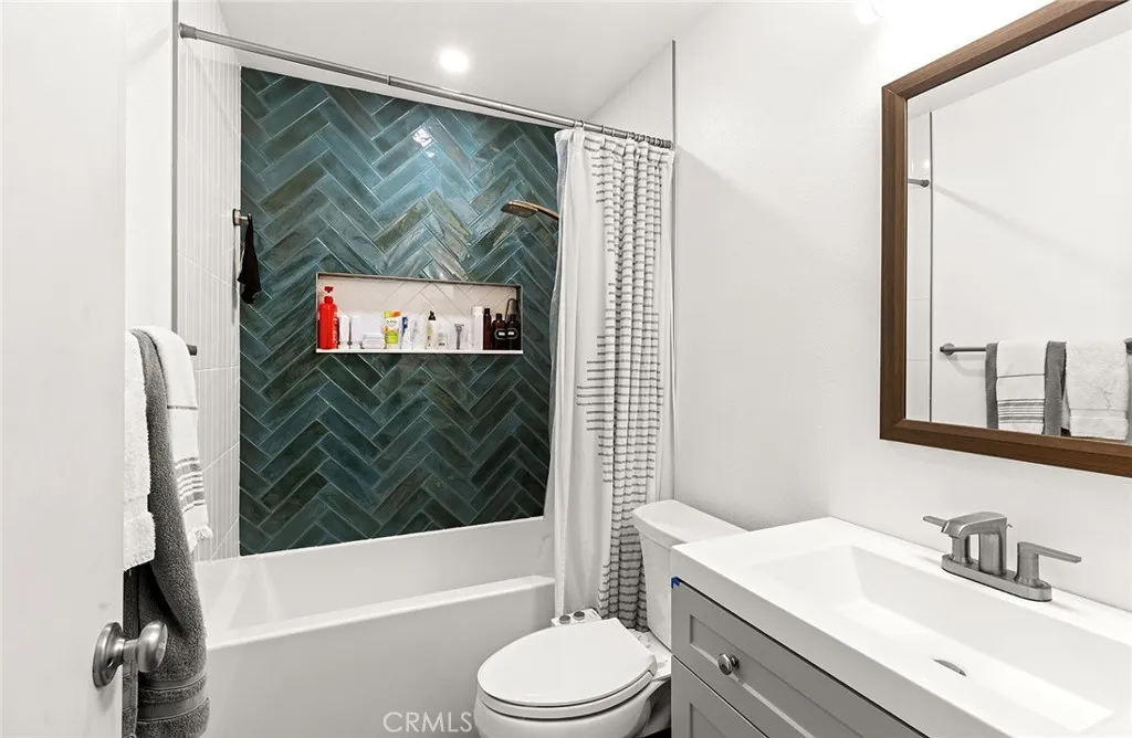 23250 Orange Avenue Unit 1