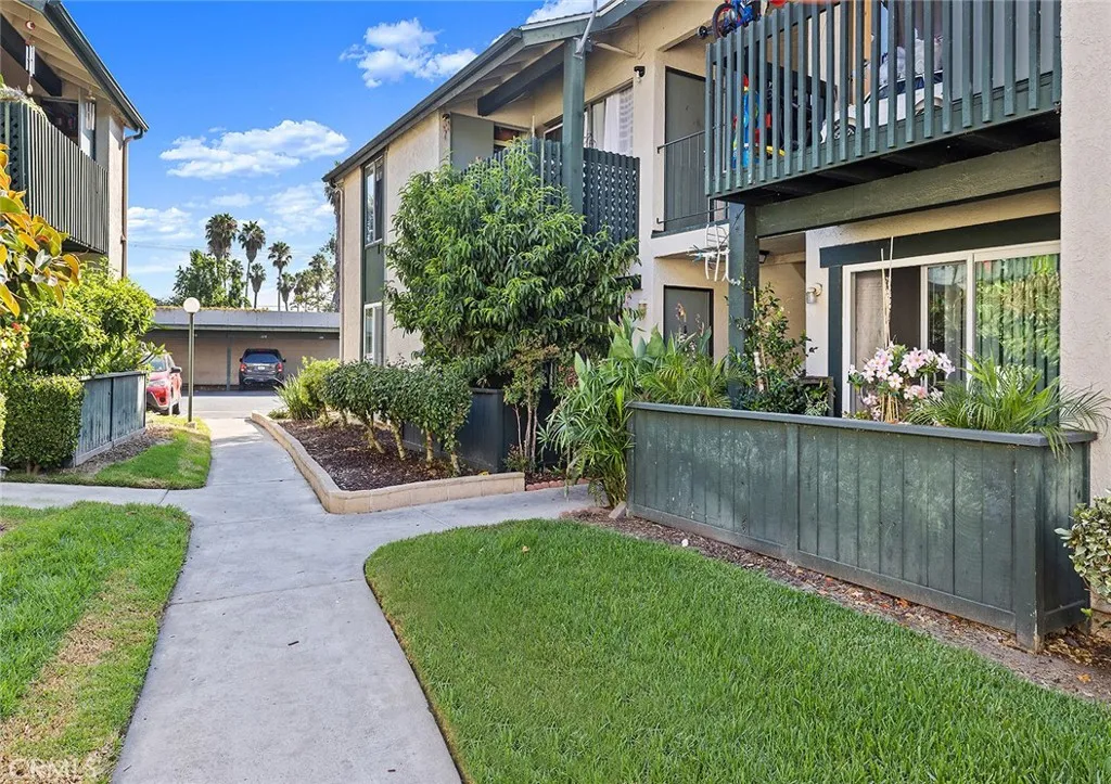 23250 Orange Avenue Unit 1