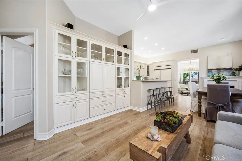 438 3rd Street