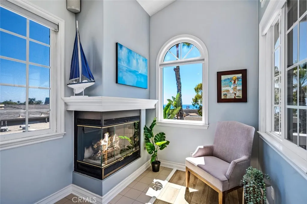 438 3rd Street