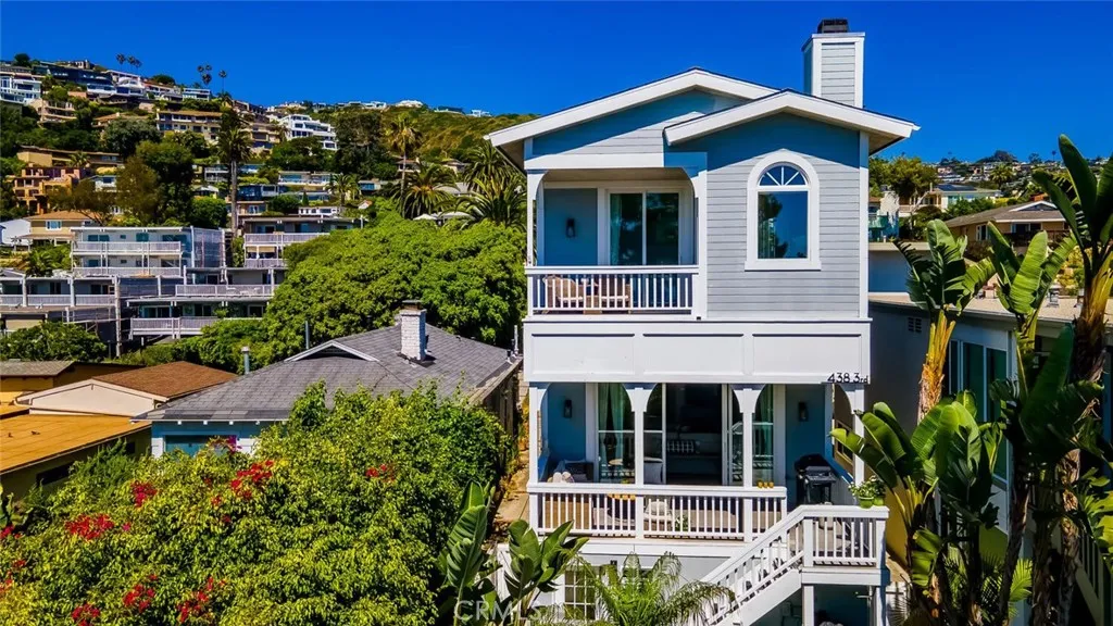 438 3rd Street