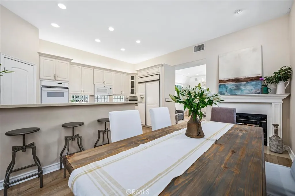 438 3rd Street