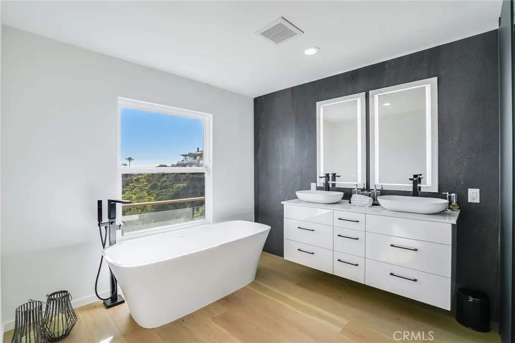 1475 Coral Drive