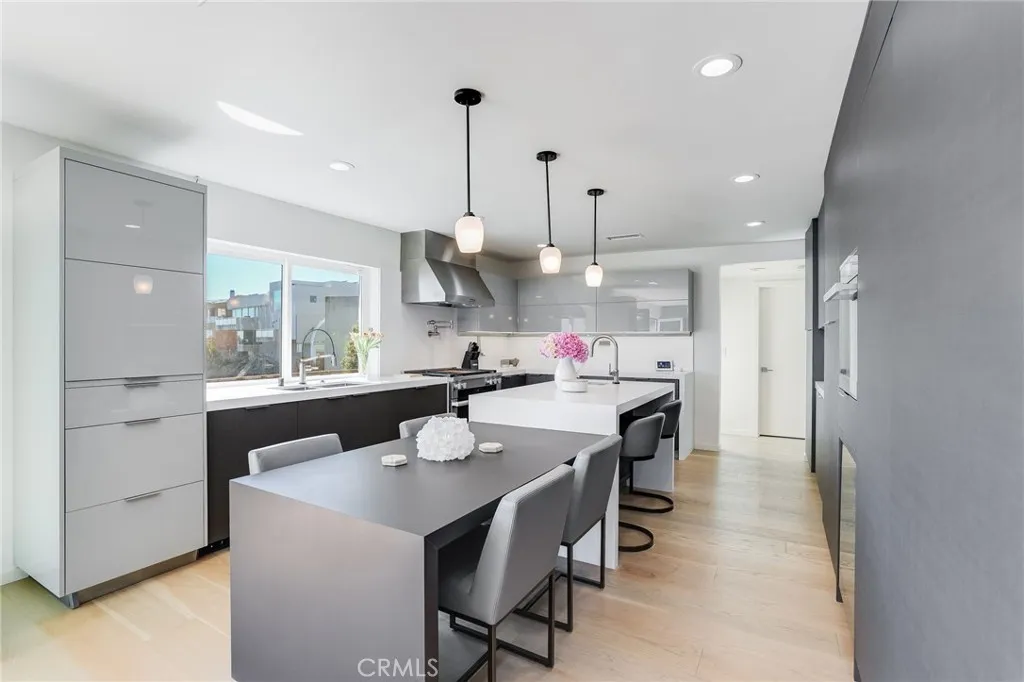 1475 Coral Drive