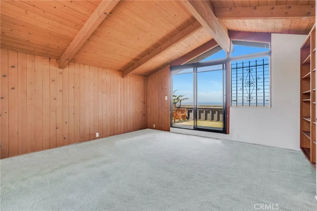 1811 Ocean Way