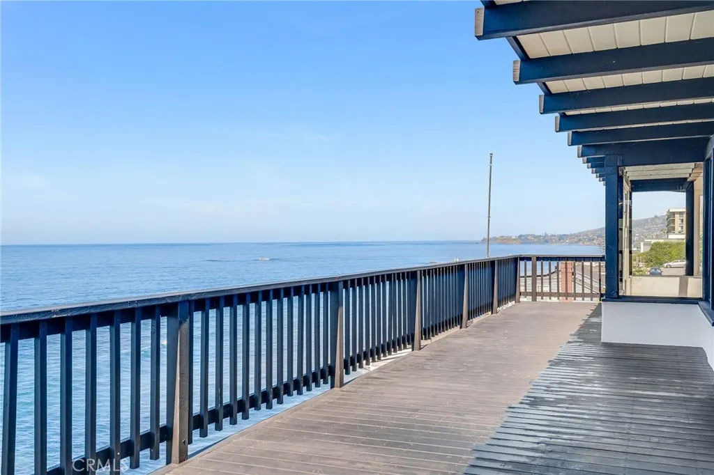 1811 Ocean Way