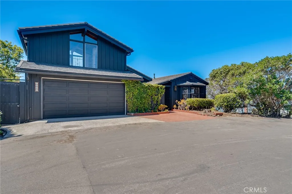 1811 Ocean Way