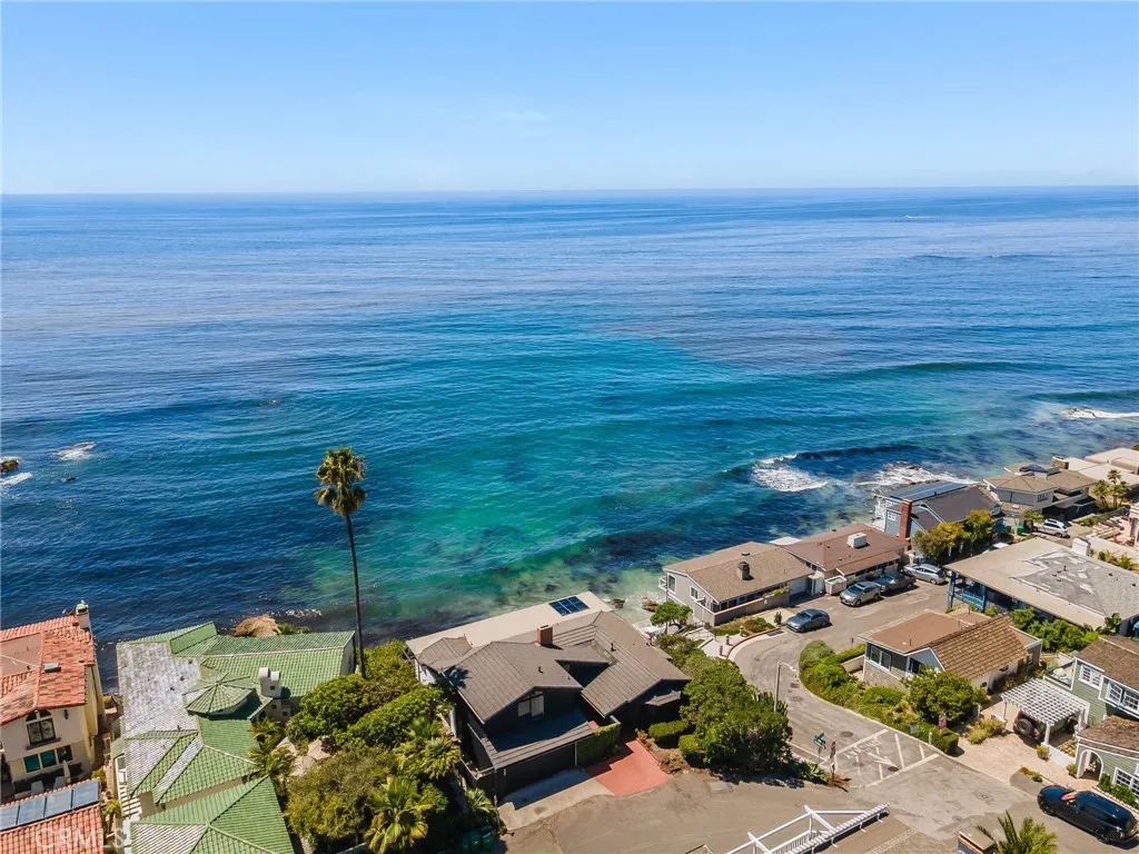 1811 Ocean Way