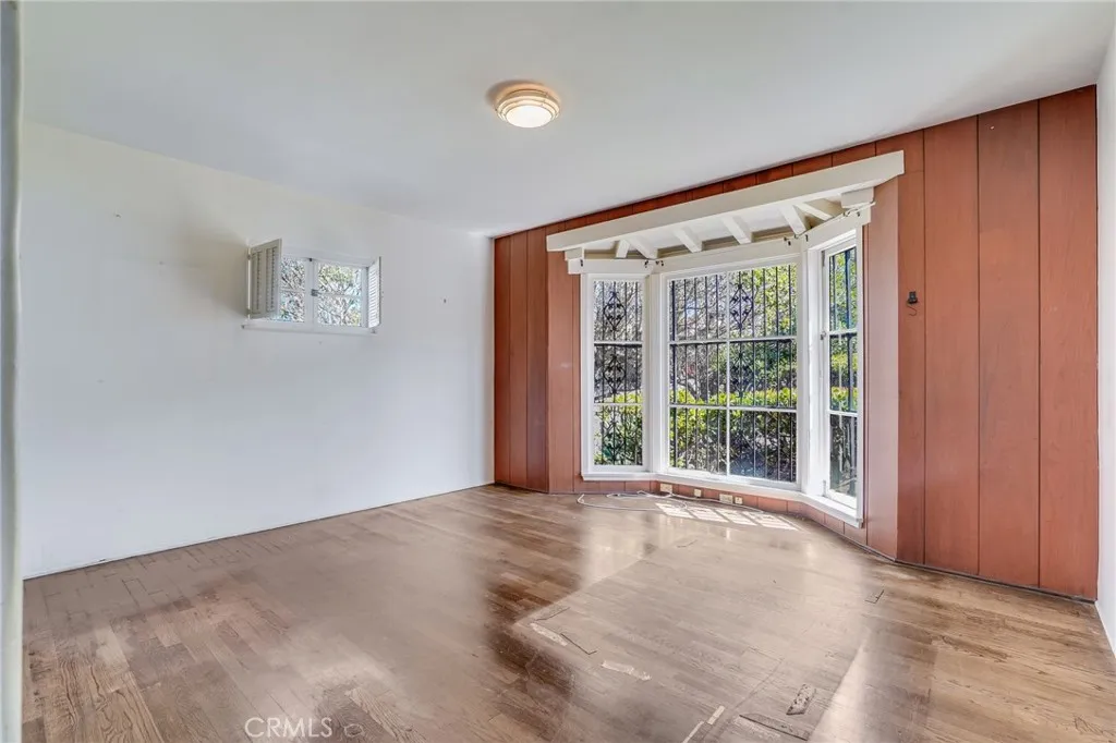 1811 Ocean Way