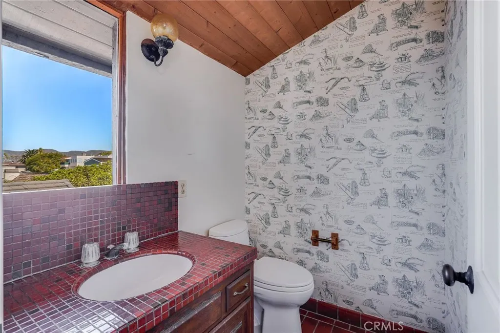 1811 Ocean Way