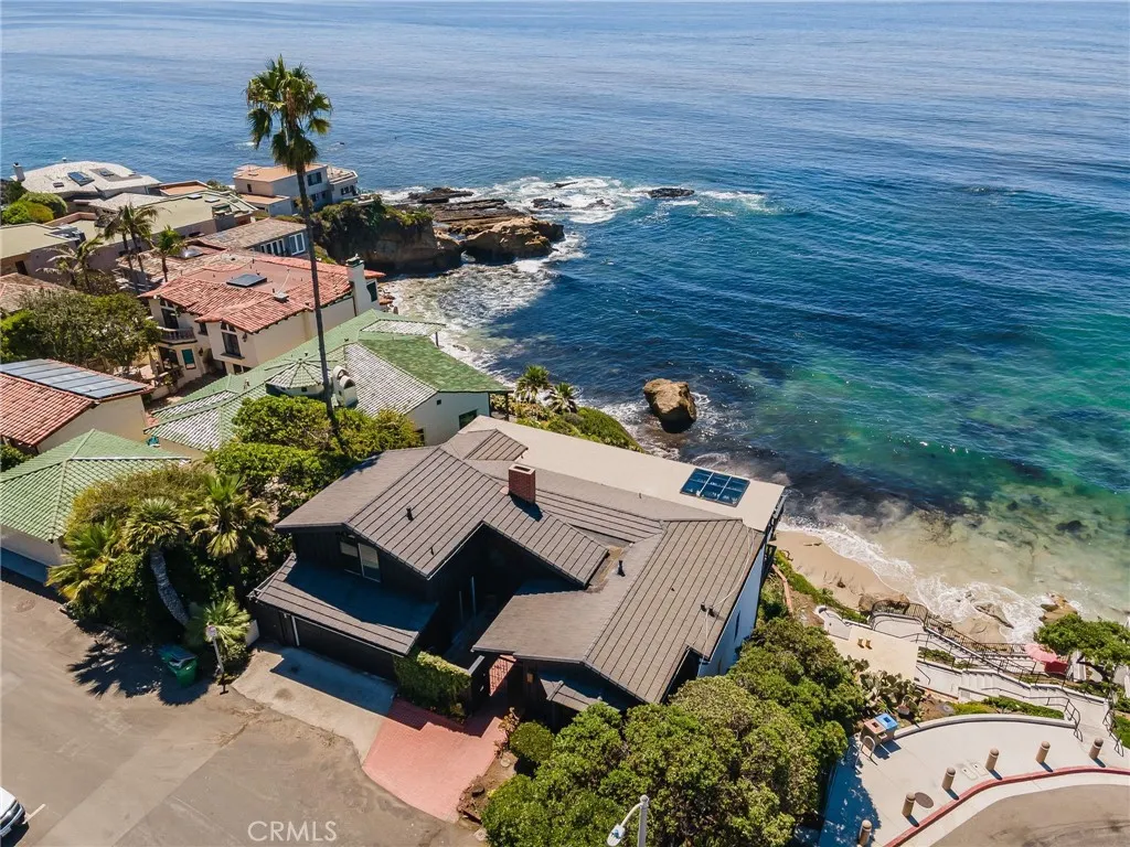 1811 Ocean Way