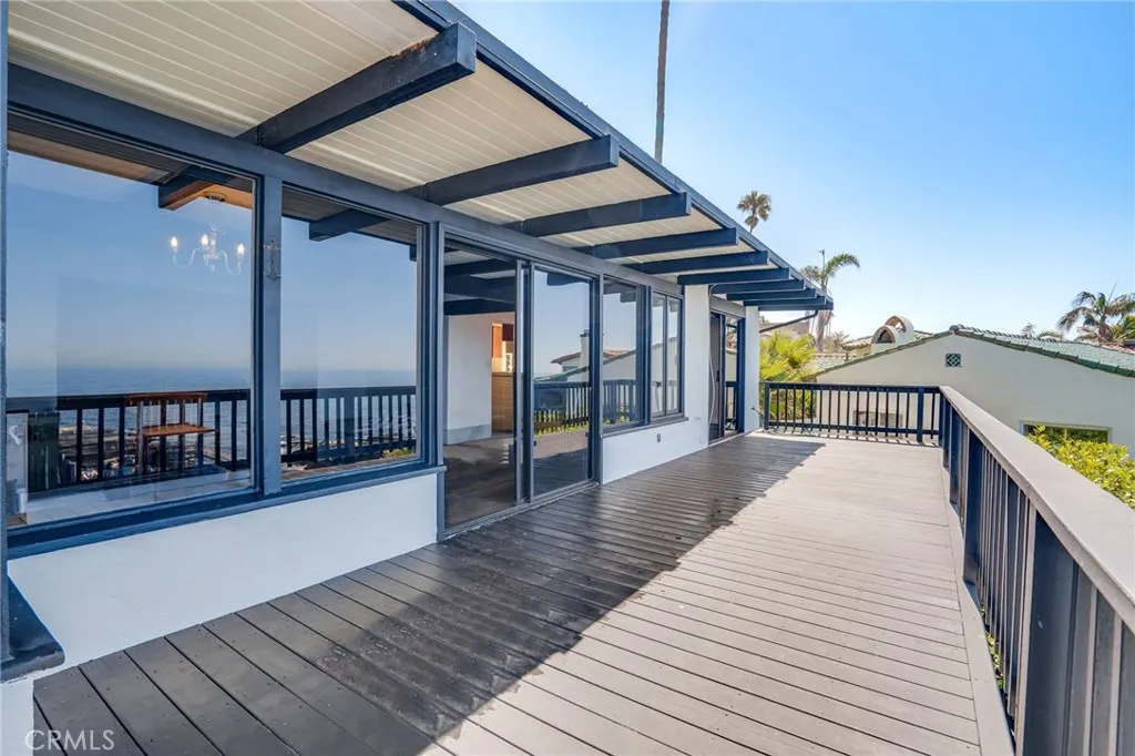 1811 Ocean Way