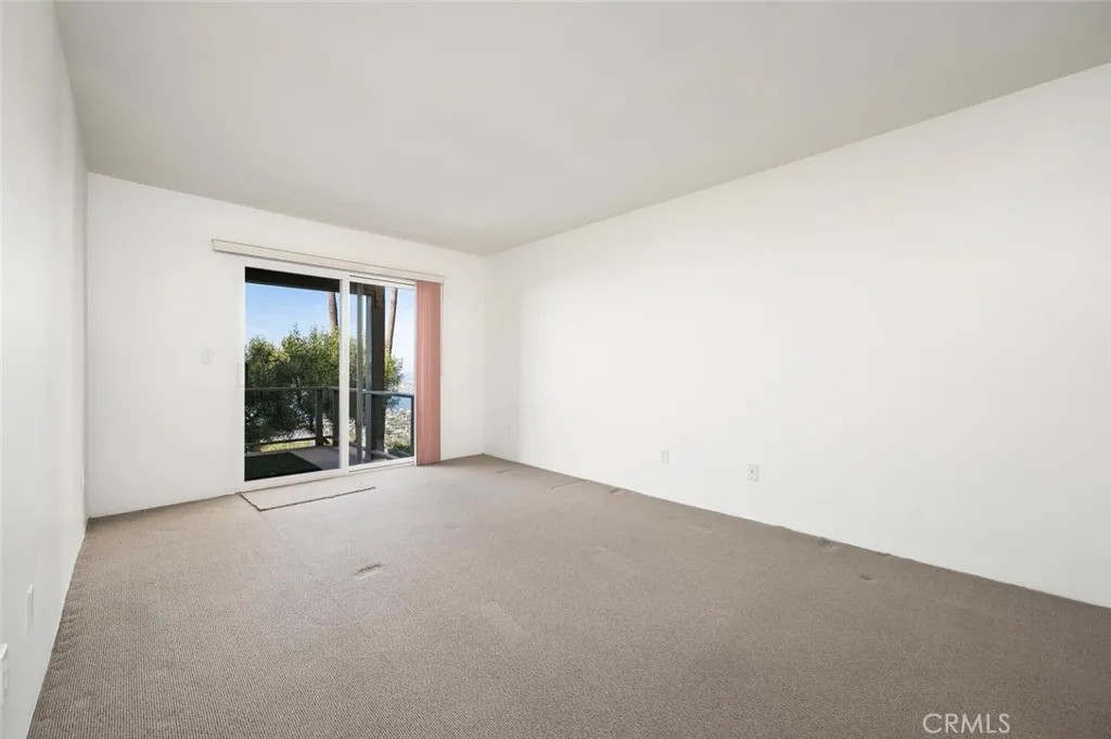1135 Katella Street