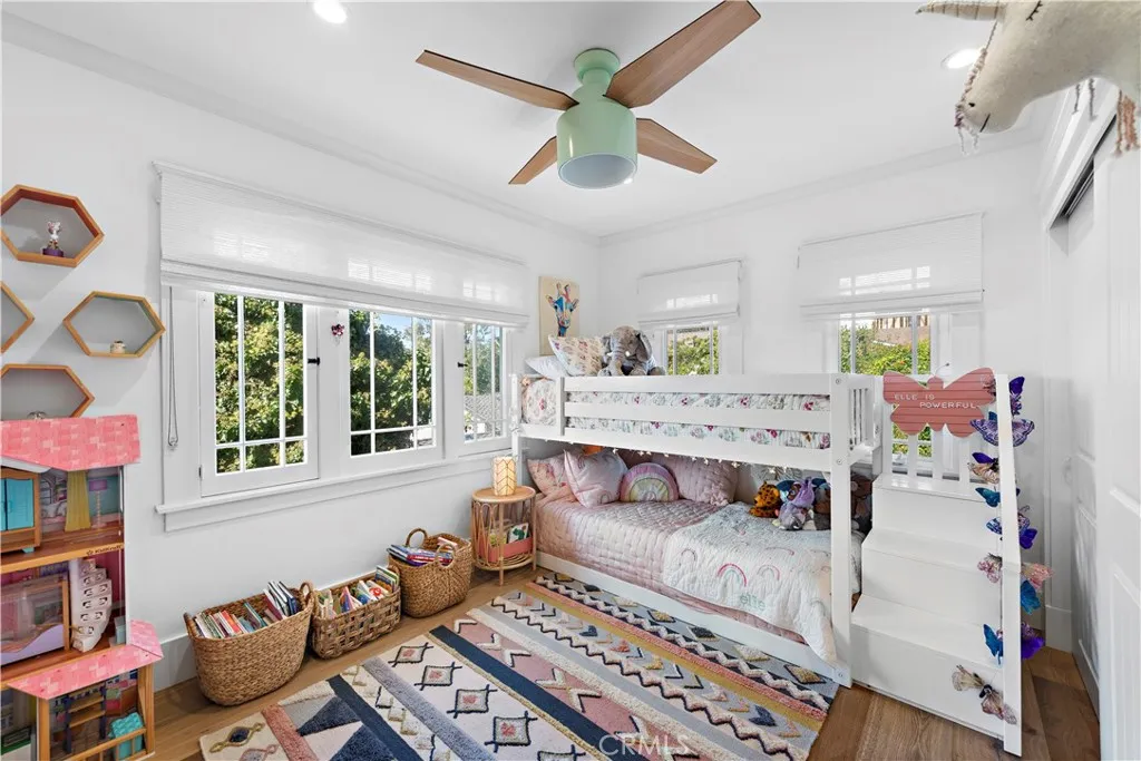 1930 Catalina St