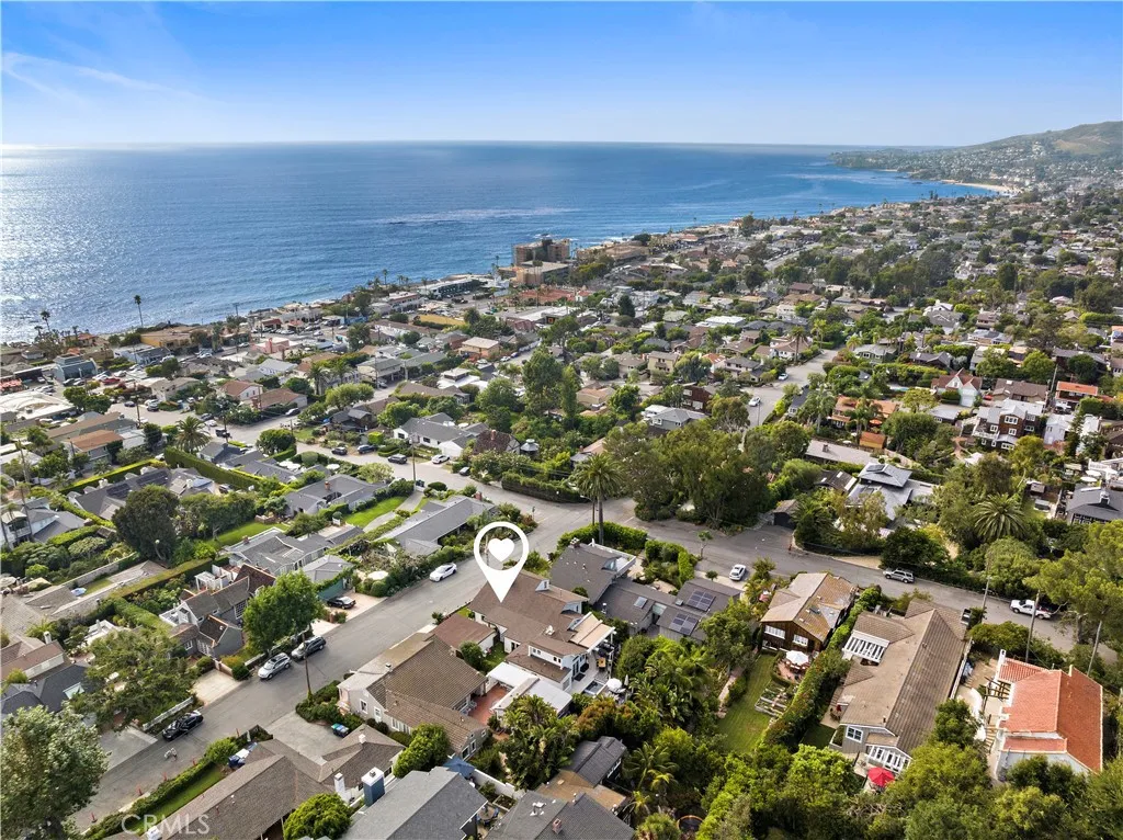 1930 Catalina St