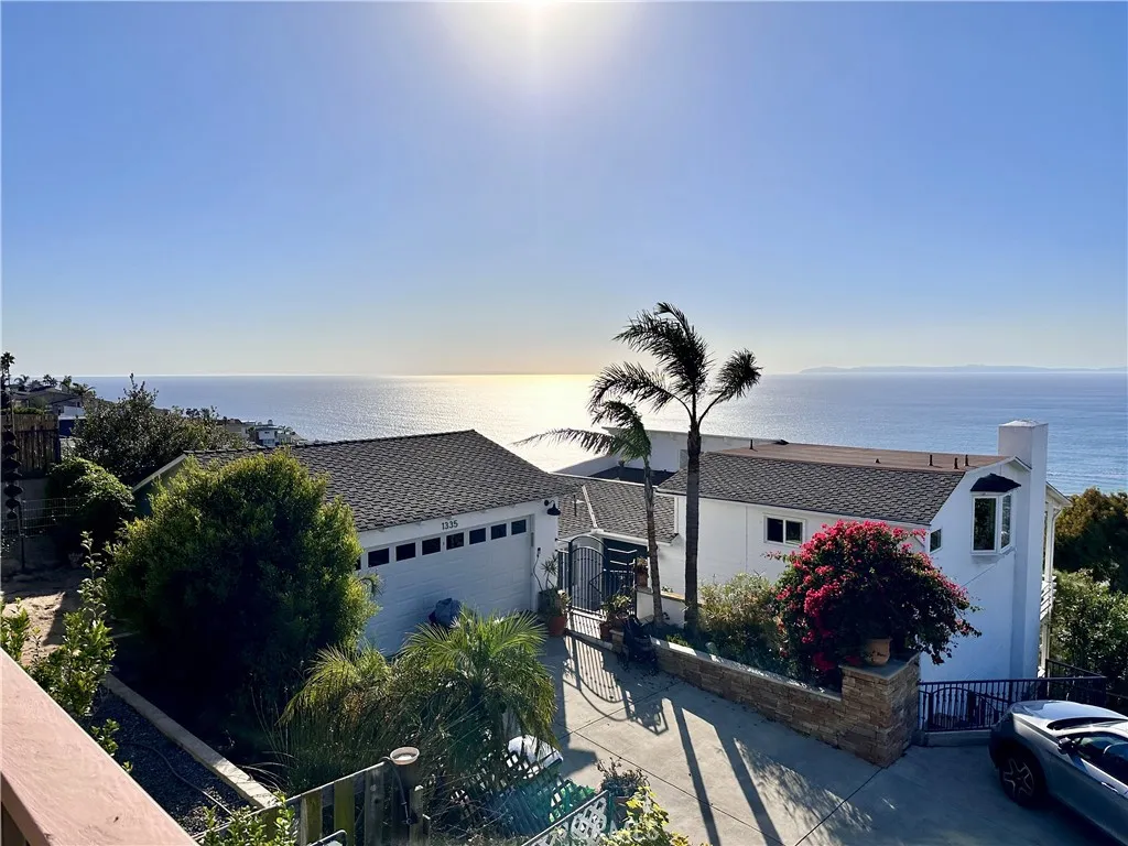 1325 La Mirada Street