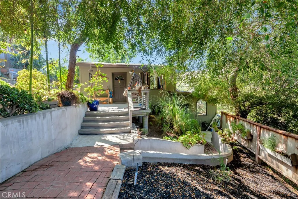 11 Castle Rock Road
