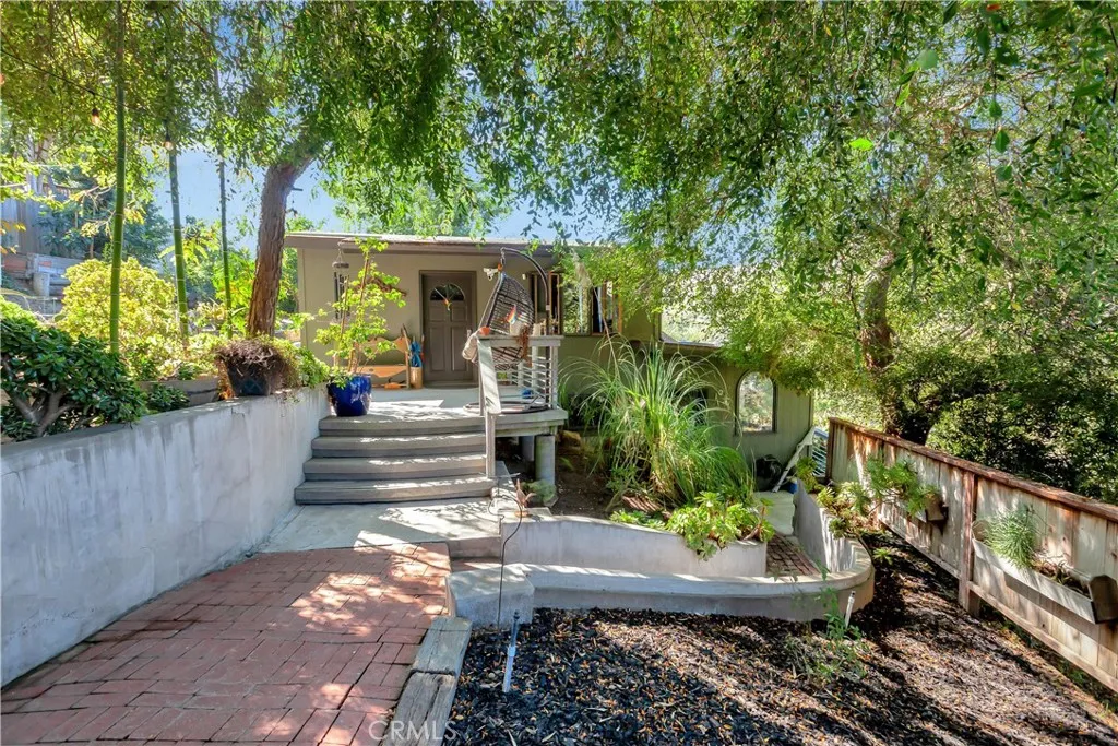 11 Castle Rock Road