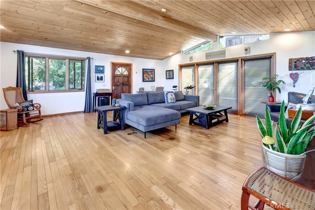 11 Castle Rock Road