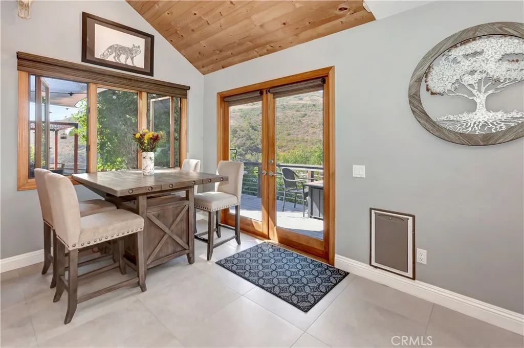 11 Castle Rock Road