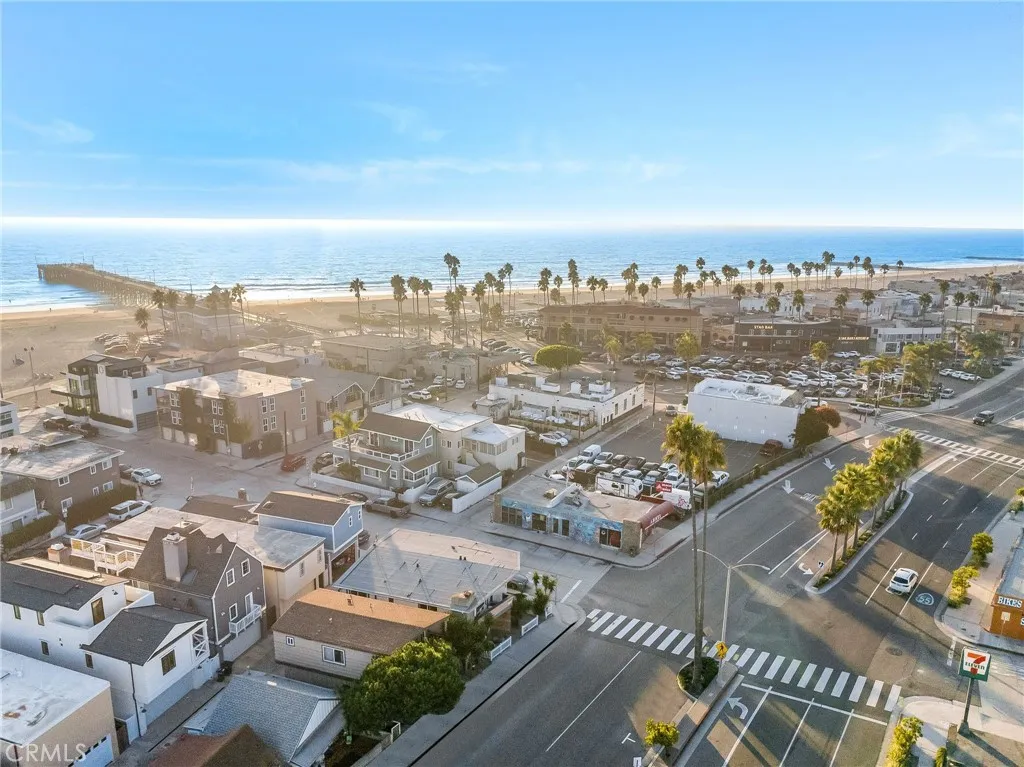 1917 W Balboa Boulevard