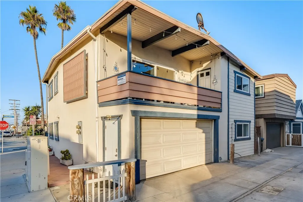 1917 W Balboa Boulevard