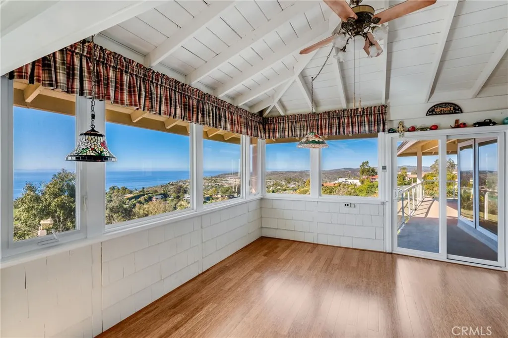 2925 Zell Drive
