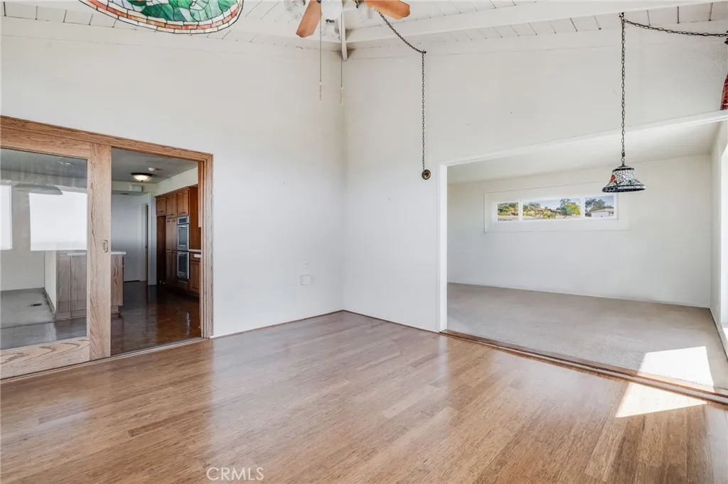 2925 Zell Drive