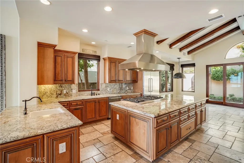 2320 Crestview Drive