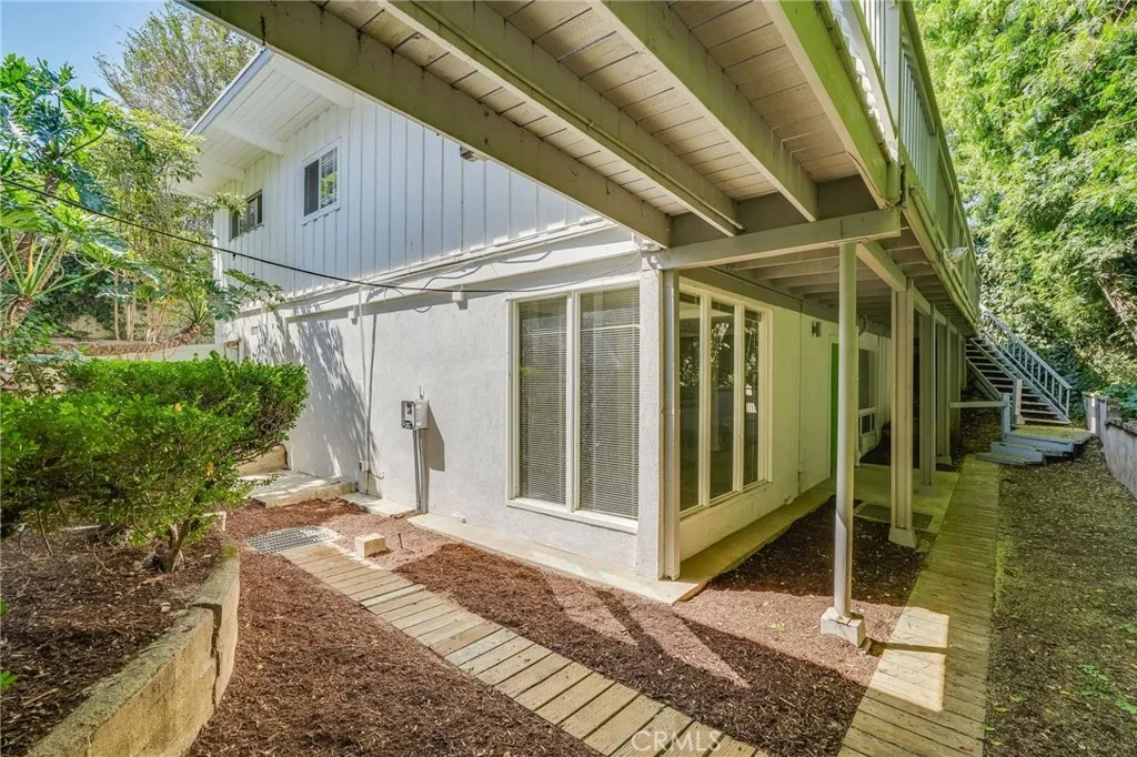 474 Oak Street