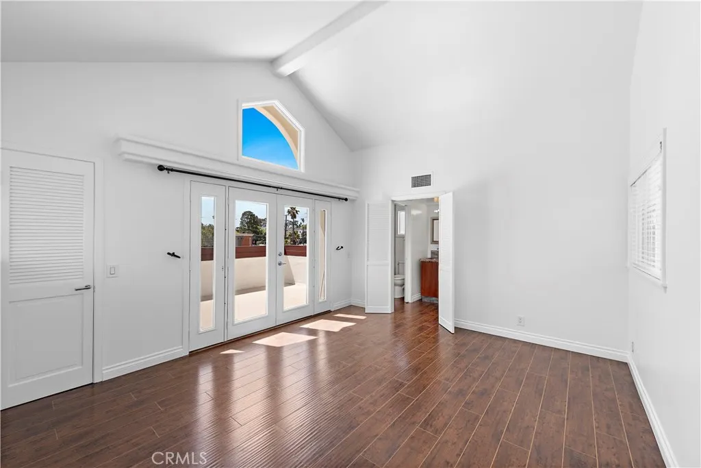 427 Iris Avenue